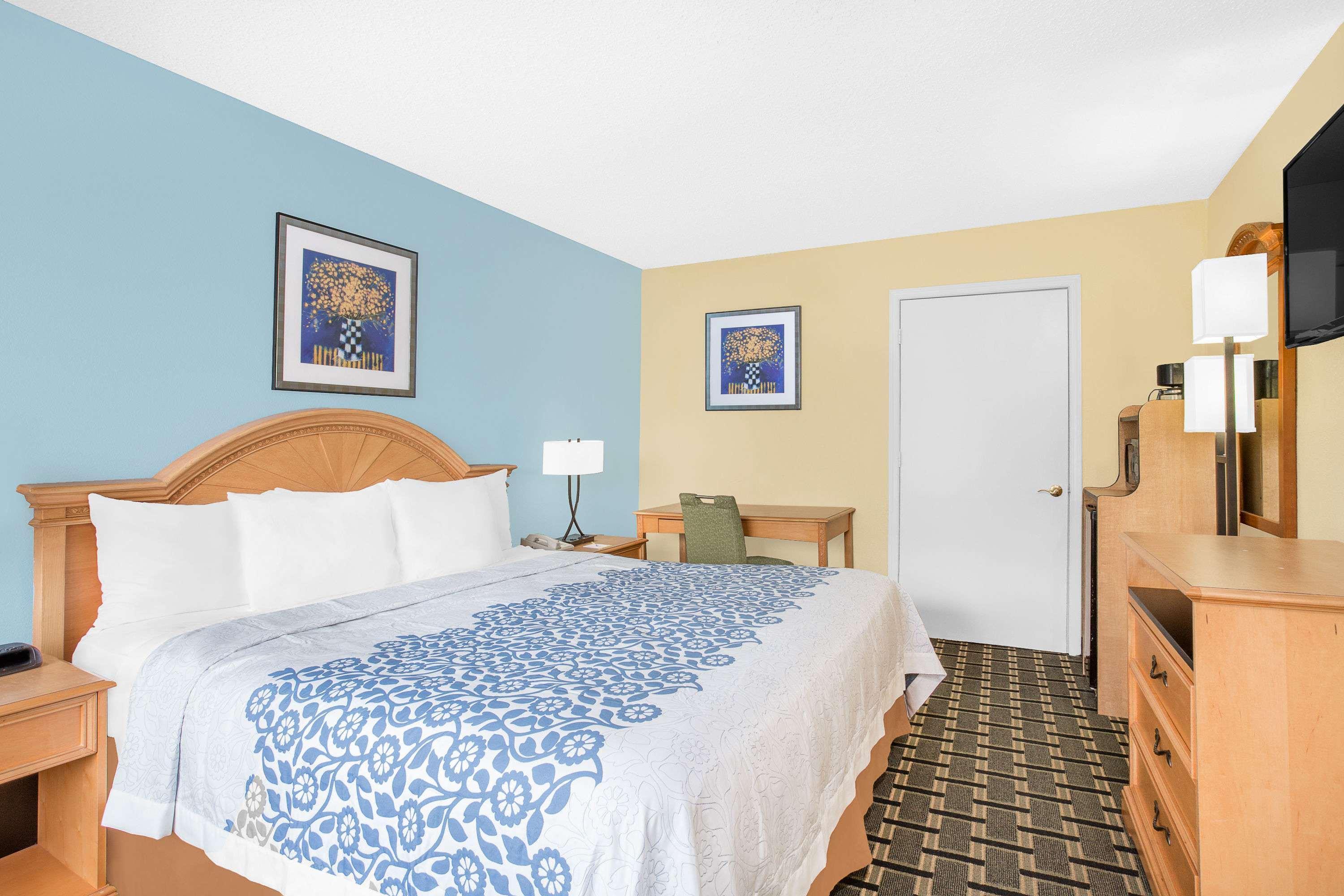 Days Inn By Wyndham Ruther Glen Kings Dominion Area Exterior foto